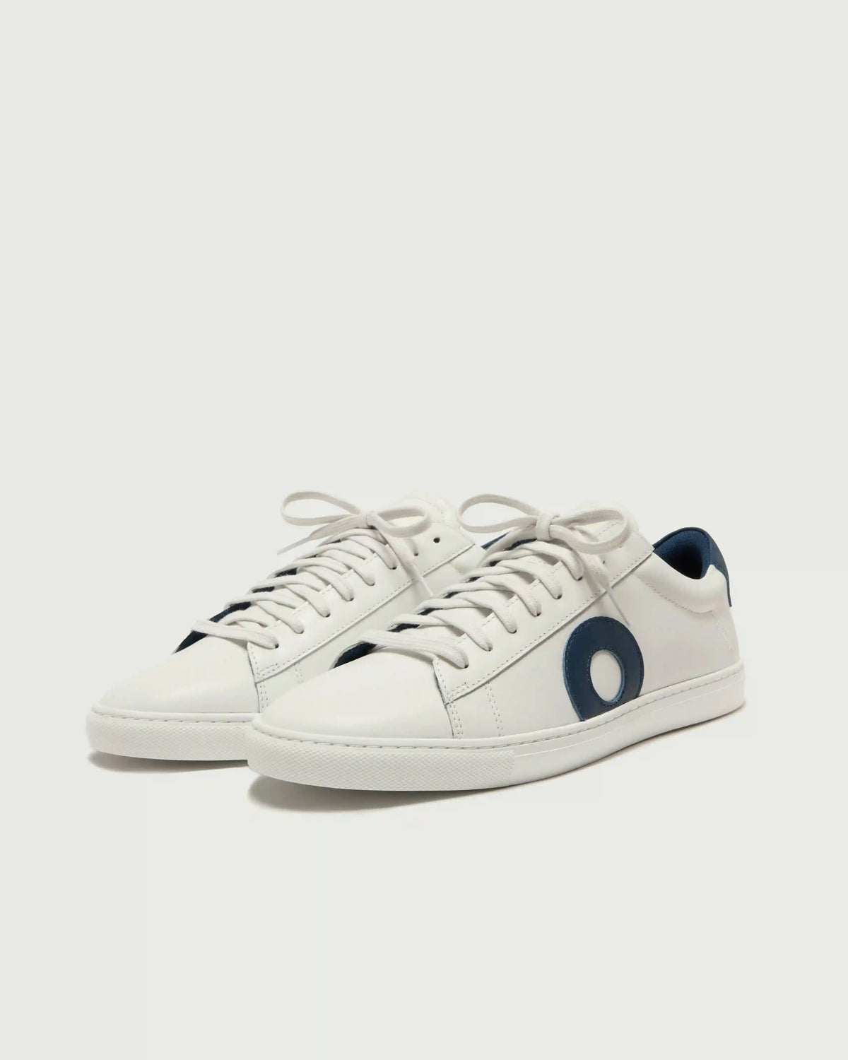 Low 1 | White / Navy