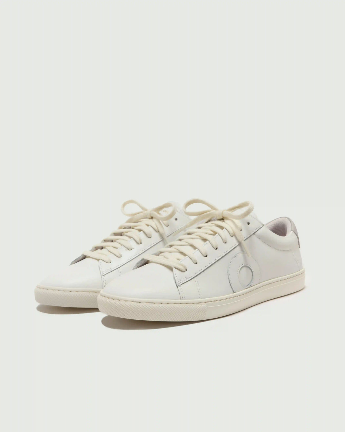Low 1 | White / Limestone / Ivory