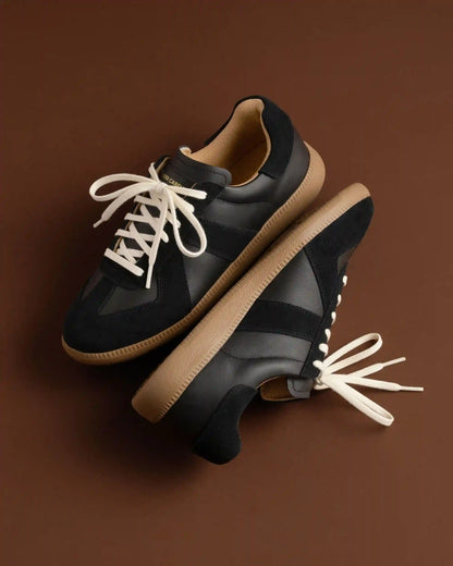GAT | Black / Gum