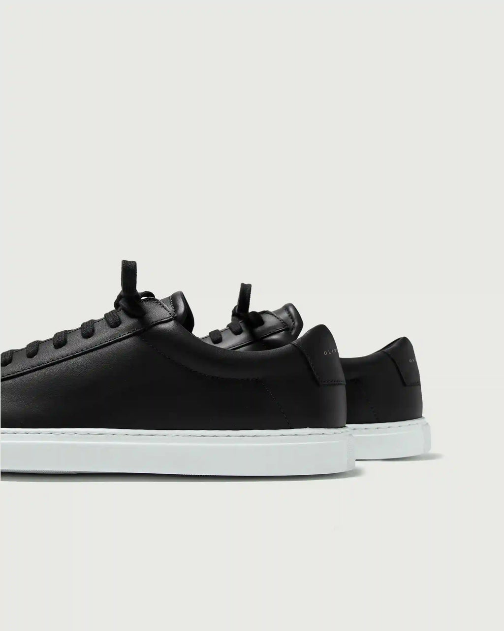 Low 1 | Black (Orthopedic)