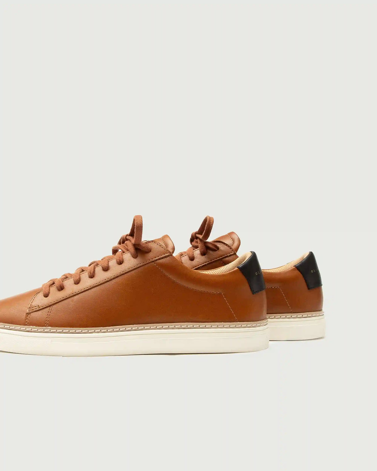 Low 1 Pro | Chestnut (Orthopedic)