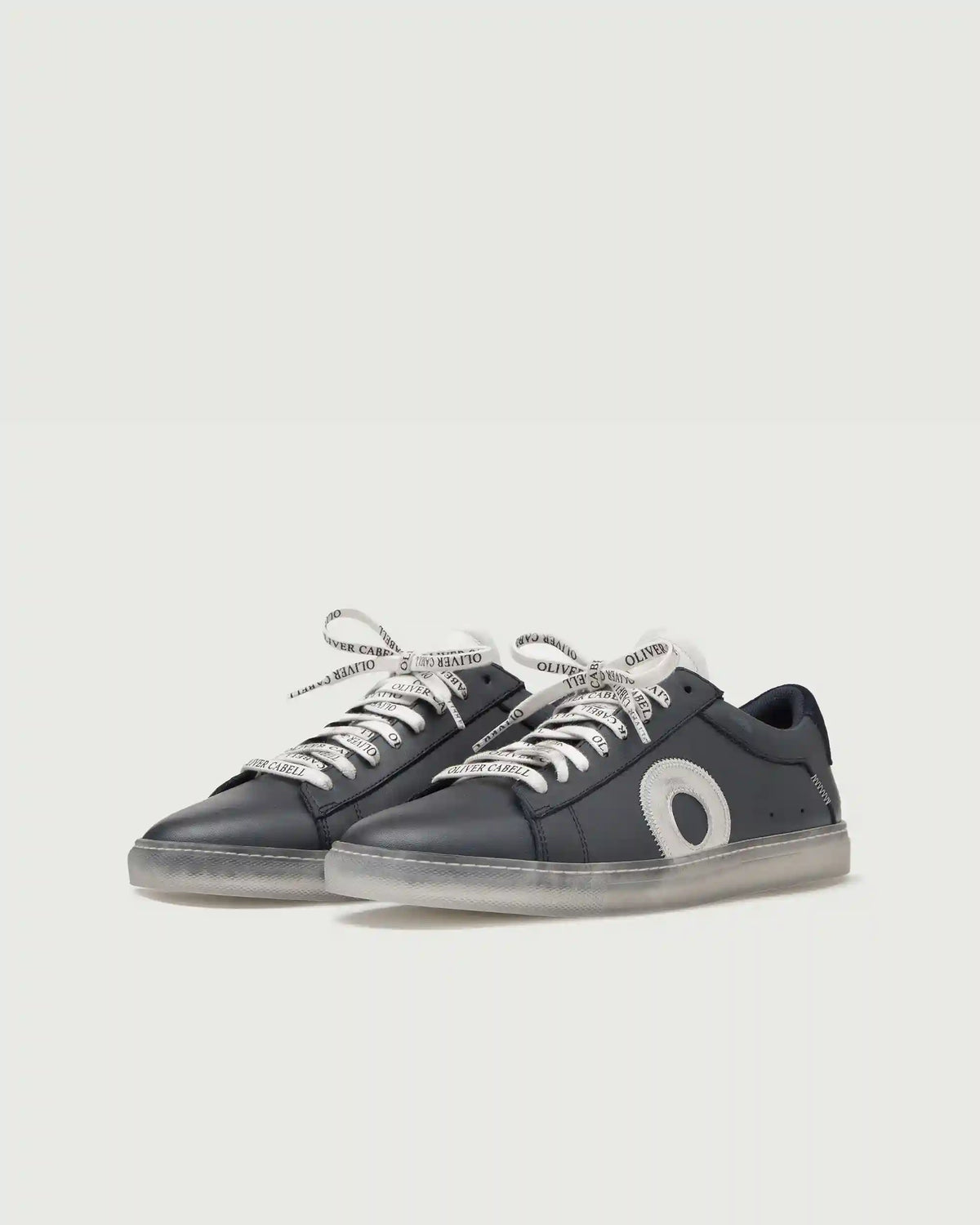 Low 1 | Reverse Oxford Yin Yang