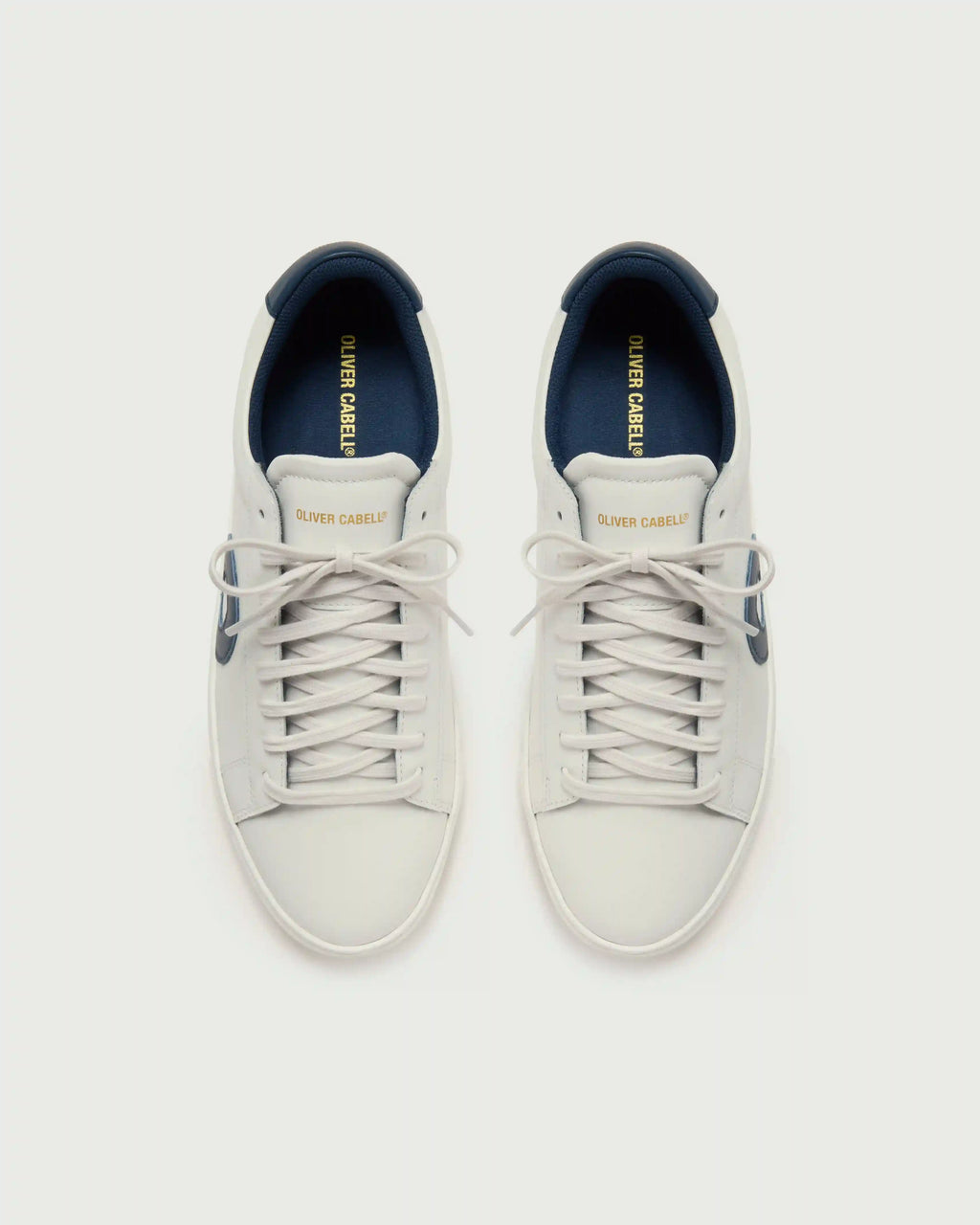 Low 1 | White / Navy (Orthopedic)