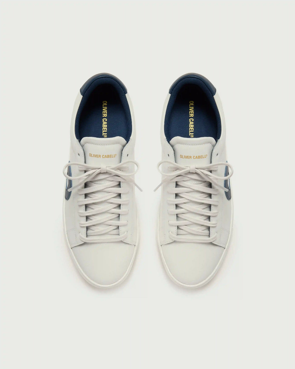 Low 1 | White / Navy (Orthopedic)