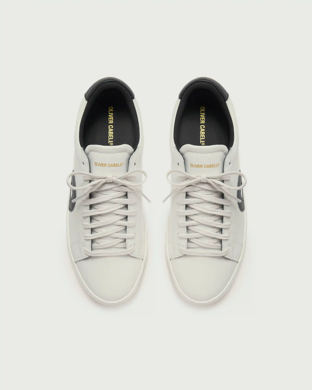 Low 1 | White / Black (Orthopedic)