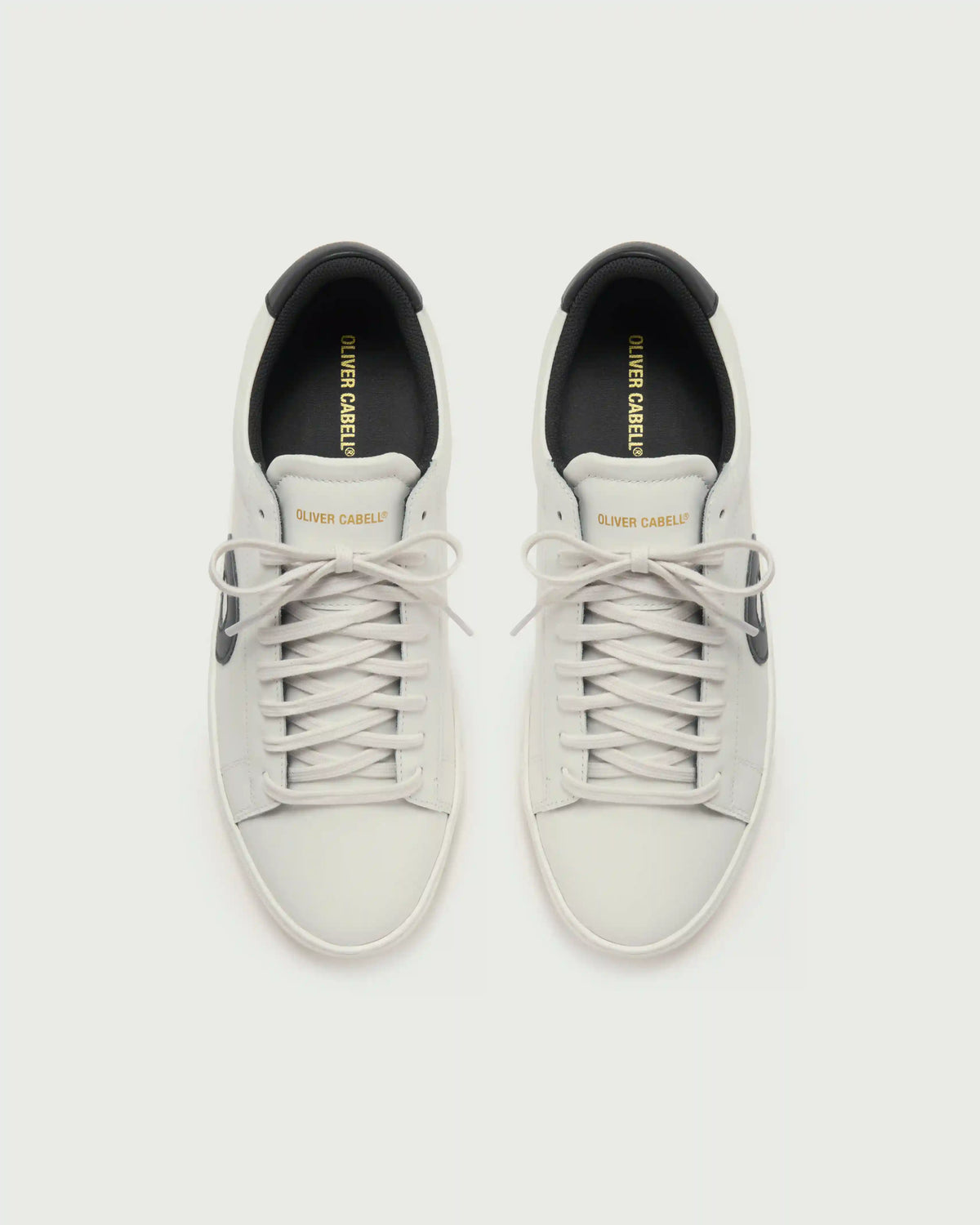 Low 1 | White / Black (Orthopedic)